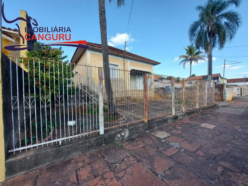 Foto 3 de Casa com 3 quartos à venda, 898m2 em Centro, Piraju - SP