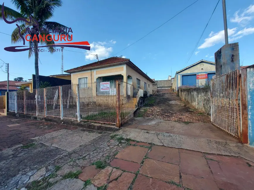 Foto 1 de Casa com 3 quartos à venda, 898m2 em Centro, Piraju - SP