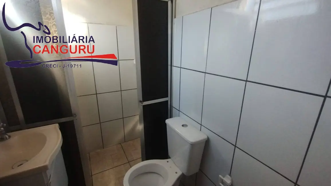 Foto 9 de Casa com 2 quartos para alugar em Piraju - SP