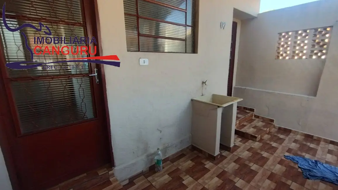 Foto 3 de Casa com 2 quartos para alugar em Piraju - SP