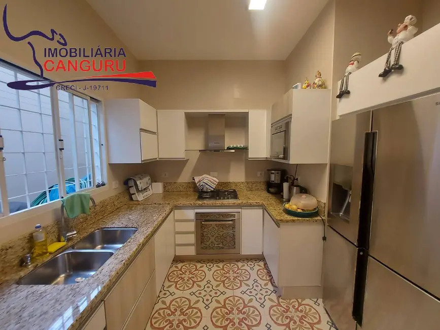 Foto 4 de Casa com 4 quartos à venda, 175m2 em Piraju - SP