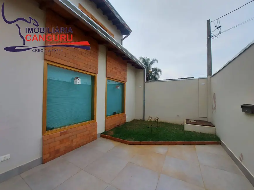 Foto 2 de Casa com 4 quartos à venda, 175m2 em Piraju - SP