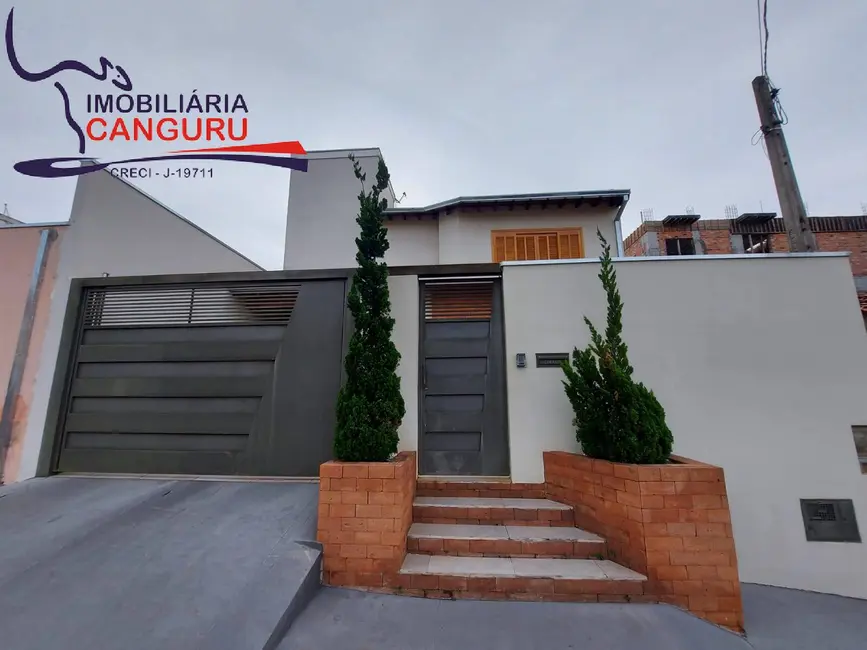 Foto 1 de Casa com 4 quartos à venda, 175m2 em Piraju - SP