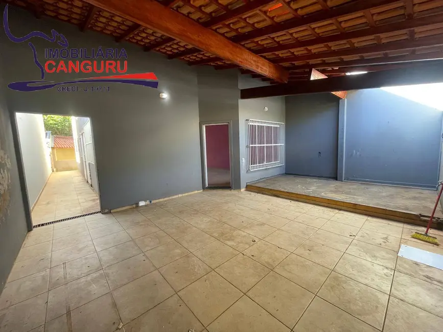 Foto 2 de Casa com 3 quartos à venda, 224m2 em Centro, Piraju - SP