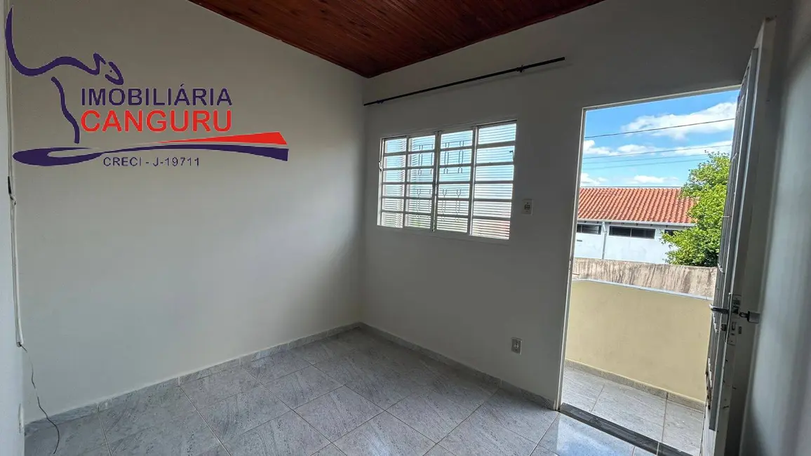 Foto 5 de Casa com 2 quartos para alugar em Piraju - SP