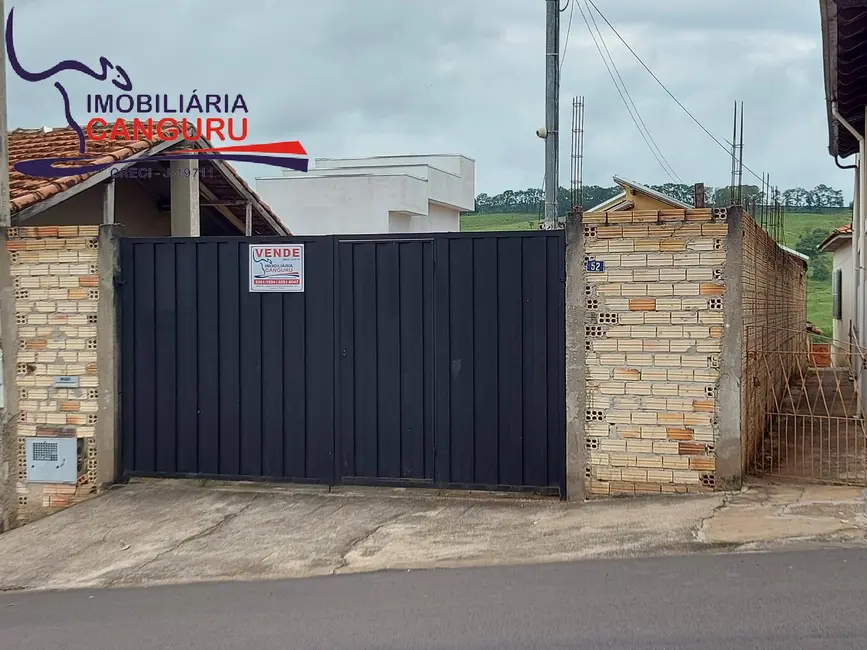 Foto 2 de Casa com 2 quartos à venda em Piraju - SP