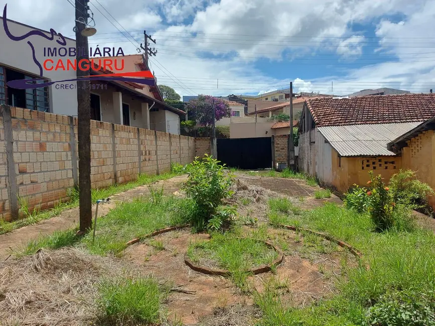 Foto 1 de Casa com 2 quartos à venda em Piraju - SP