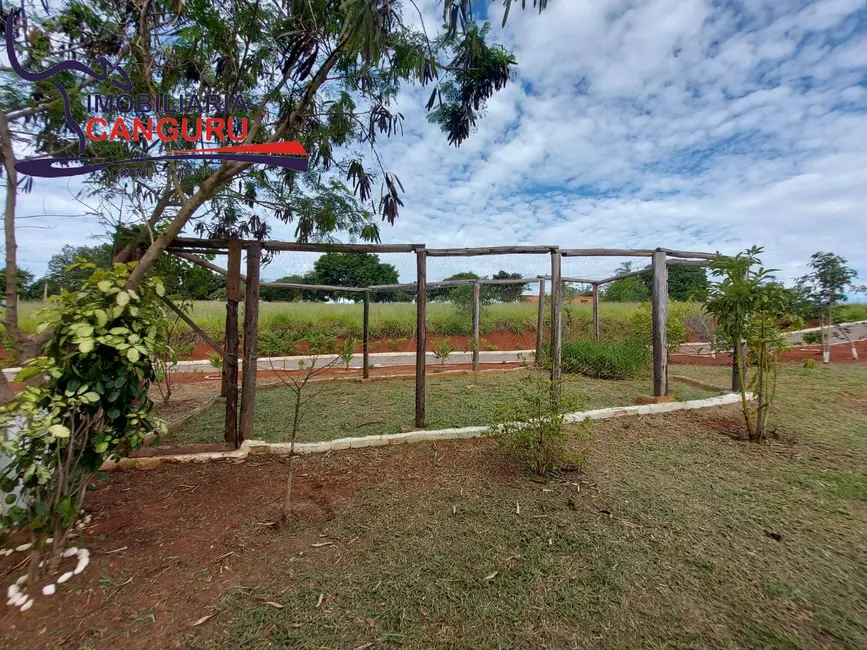 Foto 8 de Terreno / Lote à venda, 2144m2 em Sarutaia - SP