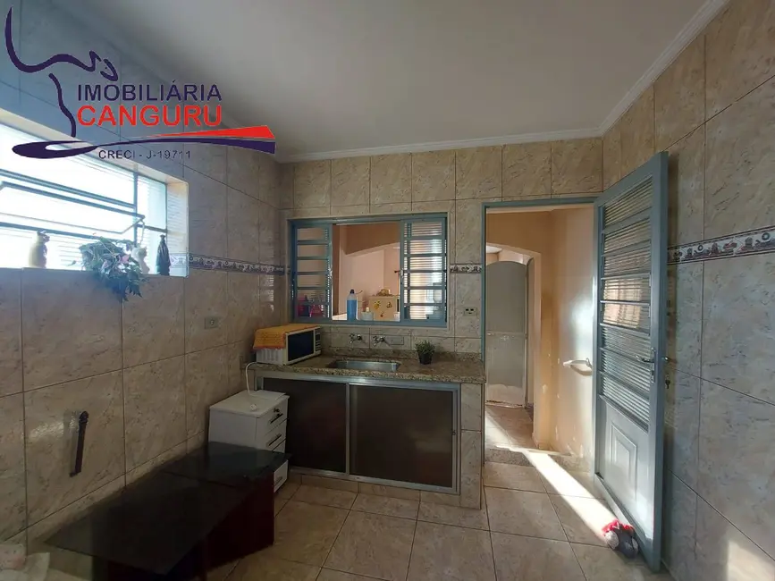 Foto 3 de Casa com 3 quartos à venda, 120m2 em Piraju - SP