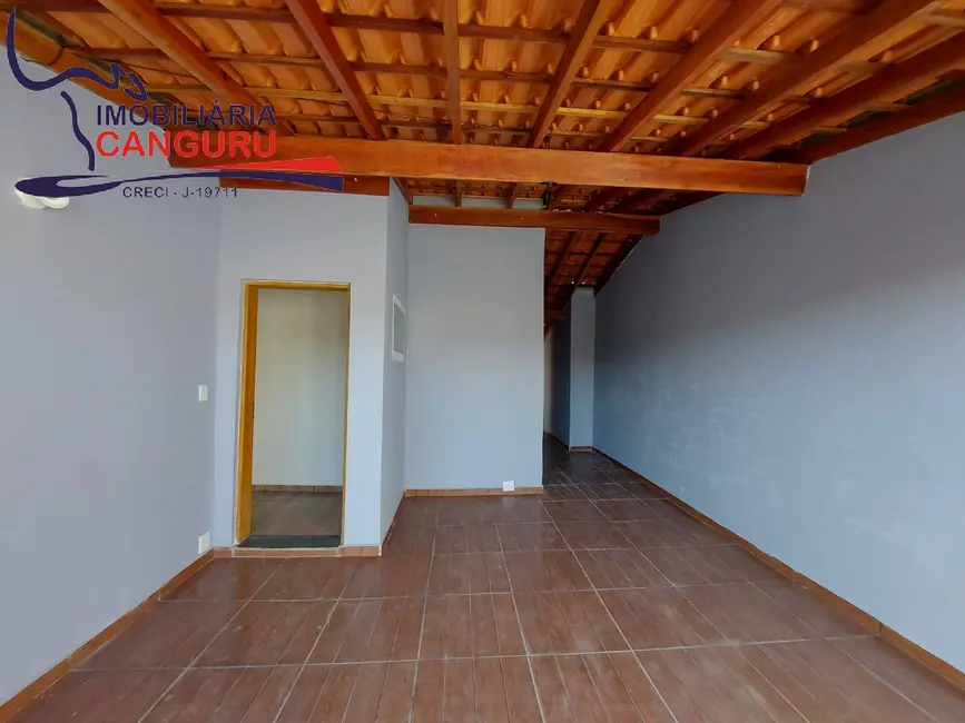 Foto 3 de Casa com 2 quartos à venda, 243m2 em Piraju - SP