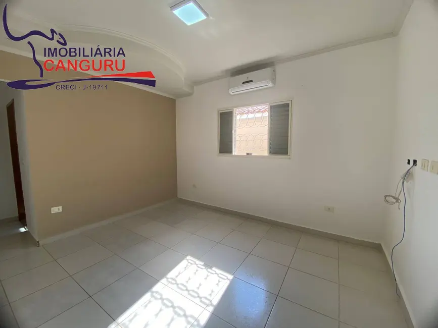 Foto 9 de Casa com 3 quartos à venda, 250m2 em Piraju - SP