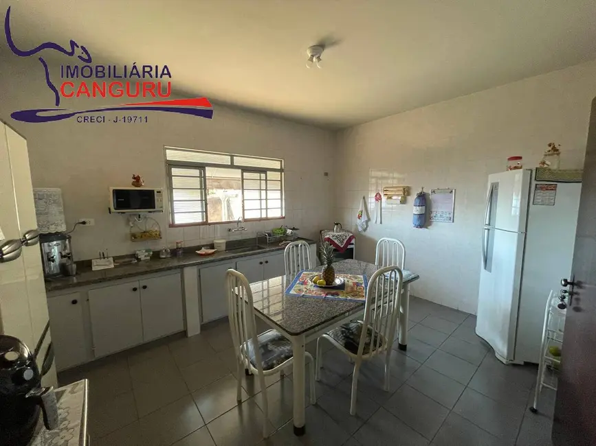 Foto 7 de Casa com 3 quartos à venda, 322m2 em Piraju - SP