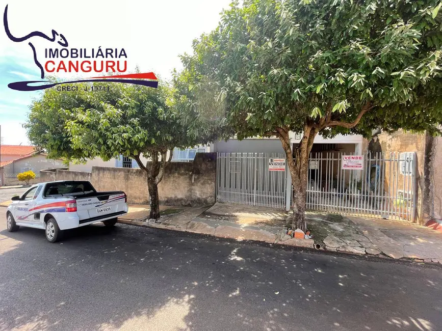 Foto 2 de Casa com 3 quartos à venda, 322m2 em Piraju - SP