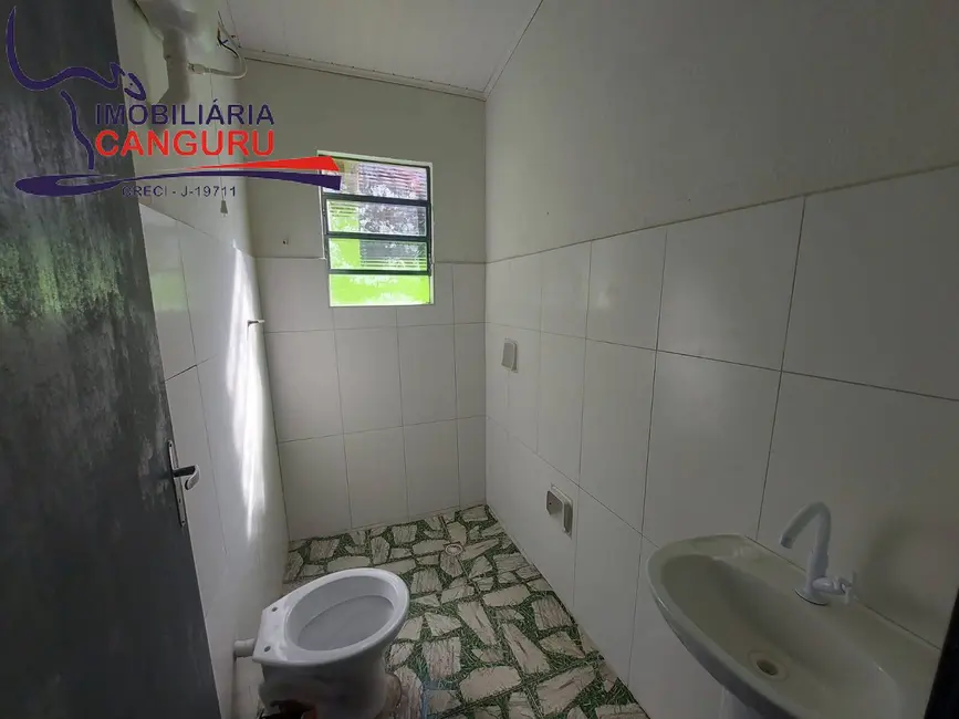 Foto 5 de Casa com 2 quartos para alugar em Piraju - SP