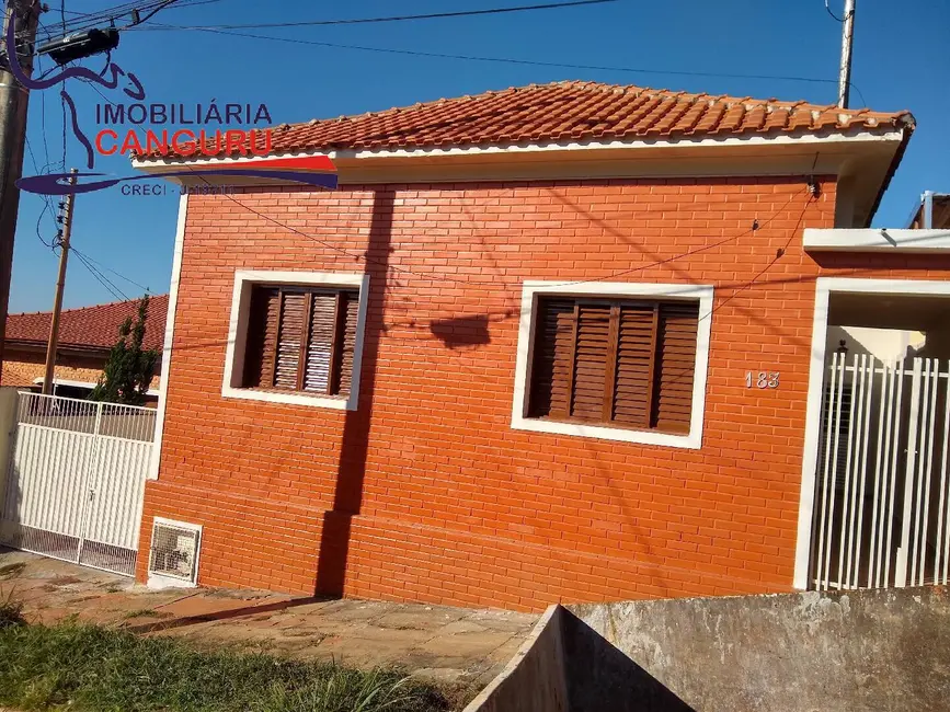Foto 1 de Casa com 3 quartos à venda, 285m2 em Piraju - SP