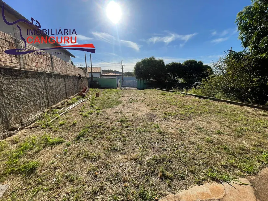 Foto 3 de Casa com 1 quarto à venda e para alugar, 319m2 em Piraju - SP