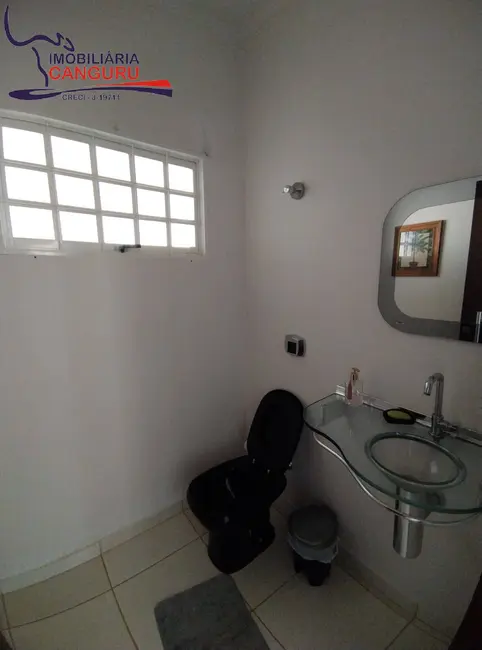 Foto 6 de Casa com 3 quartos à venda, 500m2 em Piraju - SP