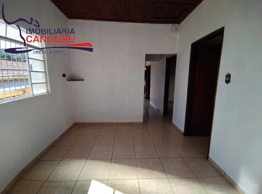 Foto 9 de Casa com 3 quartos à venda, 300m2 em Piraju - SP