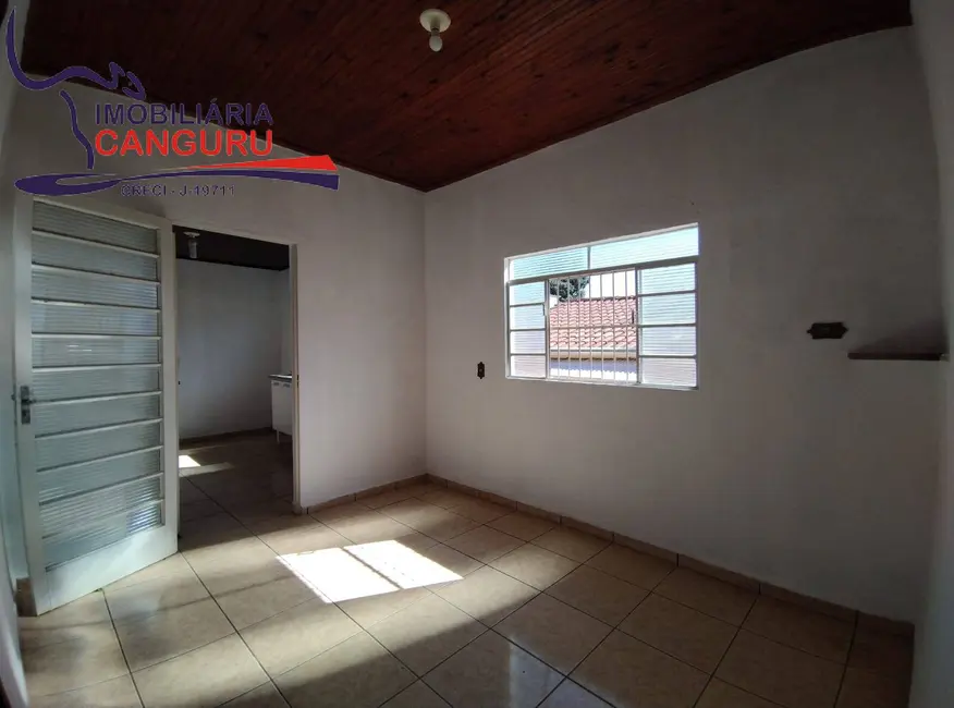 Foto 8 de Casa com 3 quartos à venda, 300m2 em Piraju - SP