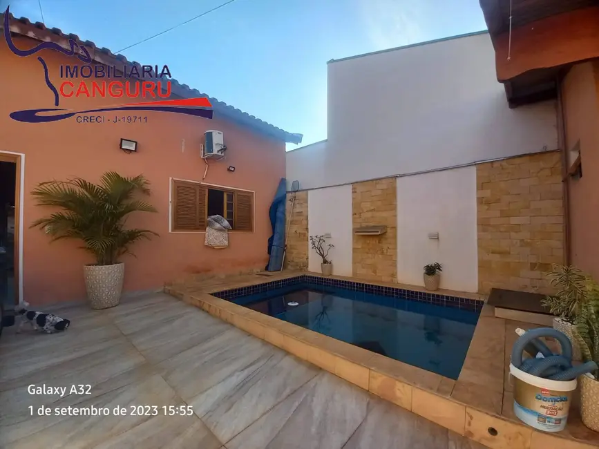 Foto 2 de Casa com 2 quartos à venda, 160m2 em Piraju - SP