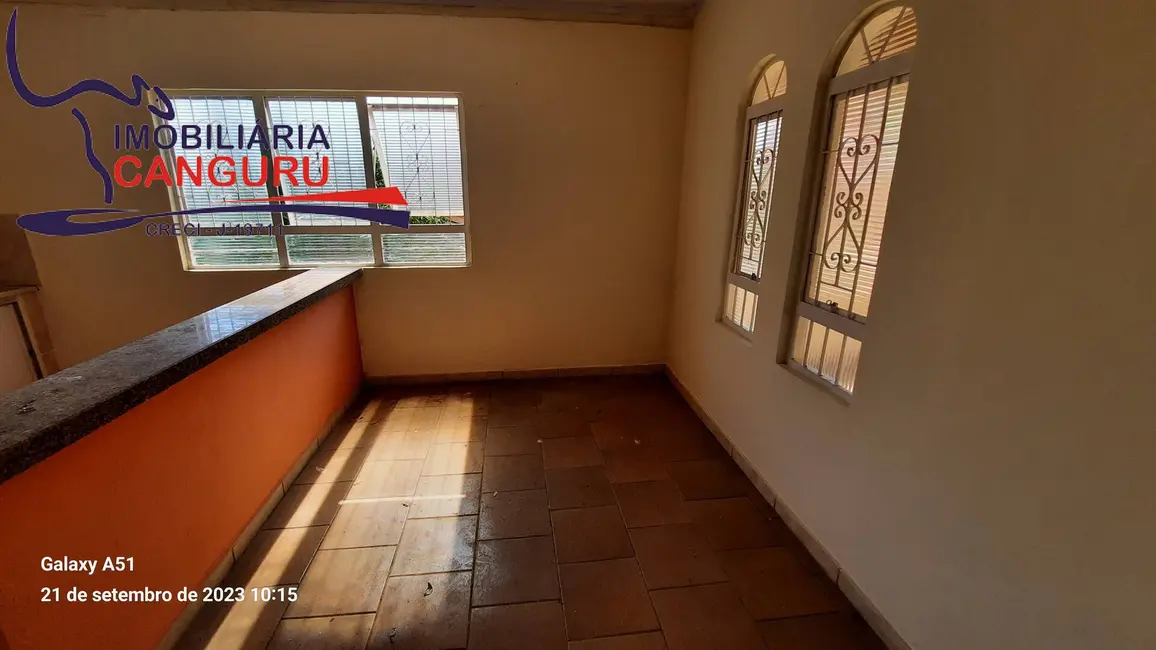Foto 3 de Casa com 4 quartos à venda, 300m2 em Piraju - SP