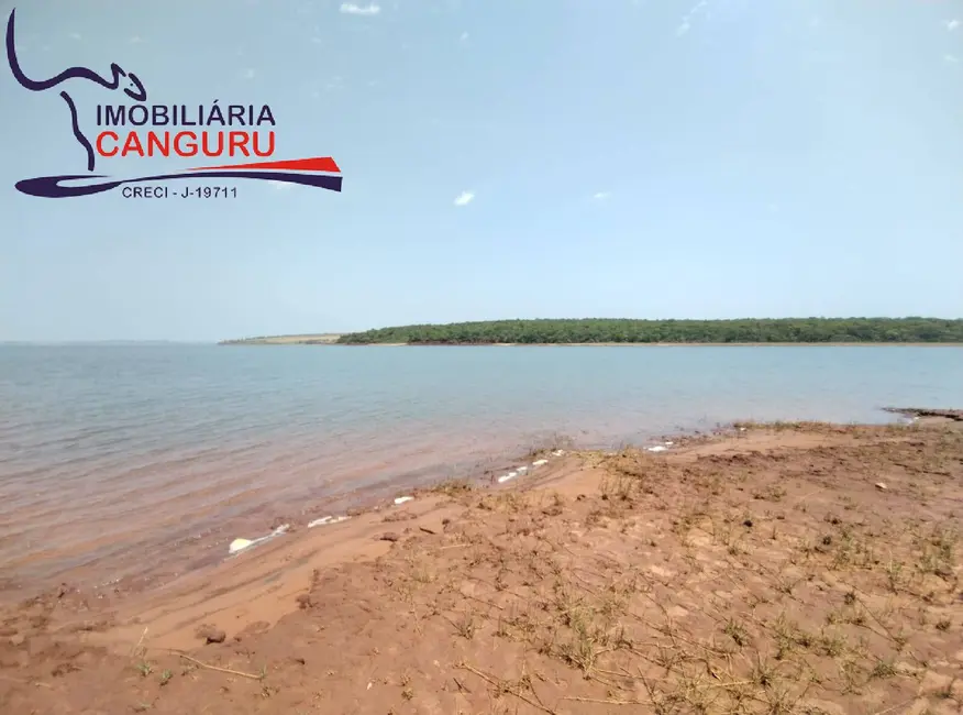 Chácara à venda, 1000m2 em Cerqueira Cesar - SP - imagem 5 Foto 5 de Chácara à venda, 1000m2 em Cerqueira Cesar - SP