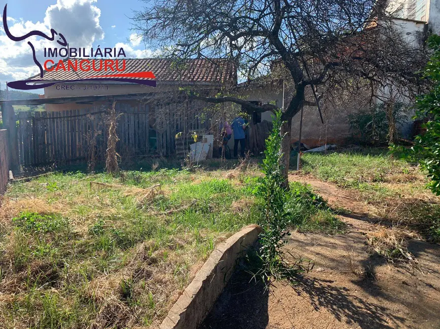 Foto 4 de Terreno / Lote à venda, 150m2 em Piraju - SP