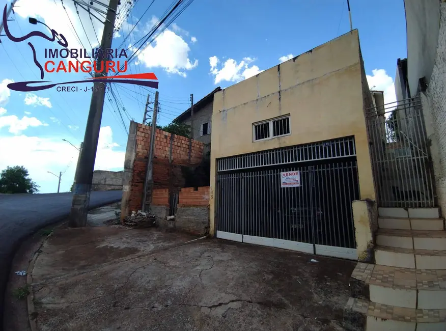 Foto 2 de Casa com 3 quartos à venda, 250m2 em Piraju - SP