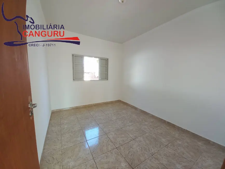 Foto 8 de Casa com 2 quartos à venda, 250m2 em Piraju - SP