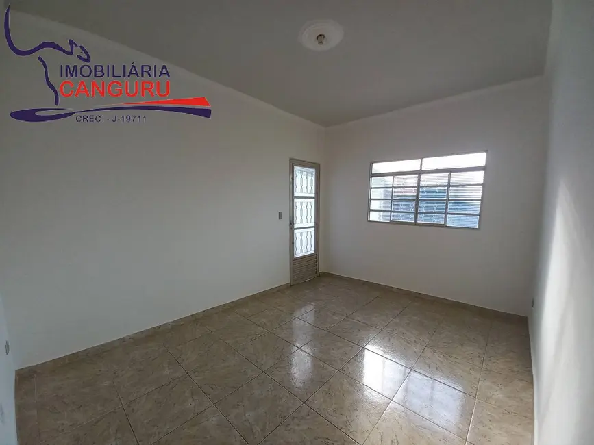 Foto 5 de Casa com 2 quartos à venda, 250m2 em Piraju - SP