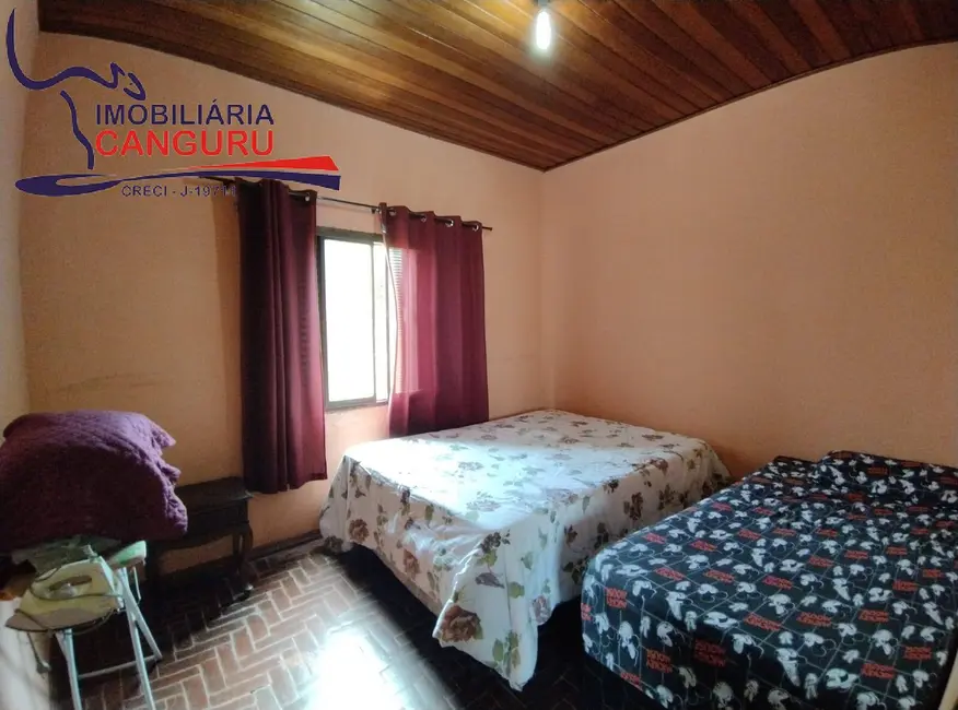 Foto 8 de Casa com 4 quartos à venda em Piraju - SP