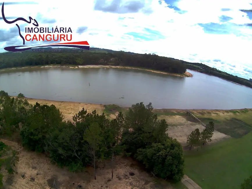 Foto 4 de Chácara com 3 quartos à venda, 28000m2 em Piraju - SP