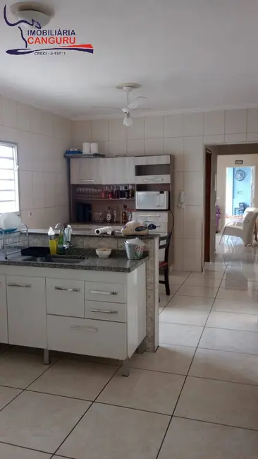 Foto 7 de Casa com 3 quartos à venda, 304m2 em Piraju - SP
