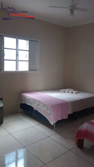 Foto 8 de Casa com 3 quartos à venda, 304m2 em Piraju - SP