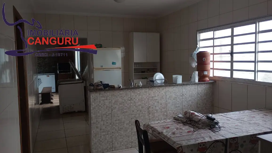 Foto 6 de Casa com 3 quartos à venda, 304m2 em Piraju - SP