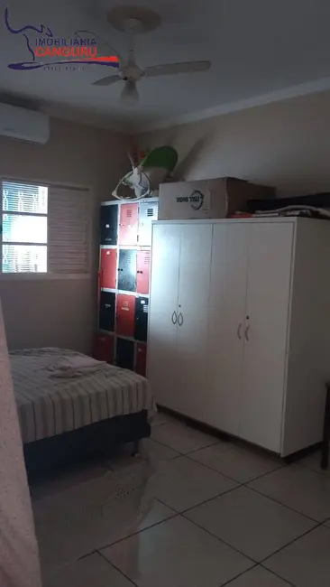 Foto 9 de Casa com 3 quartos à venda, 304m2 em Piraju - SP