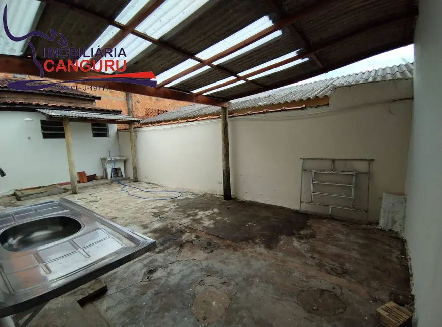 Foto 8 de Casa com 3 quartos à venda em Piraju - SP