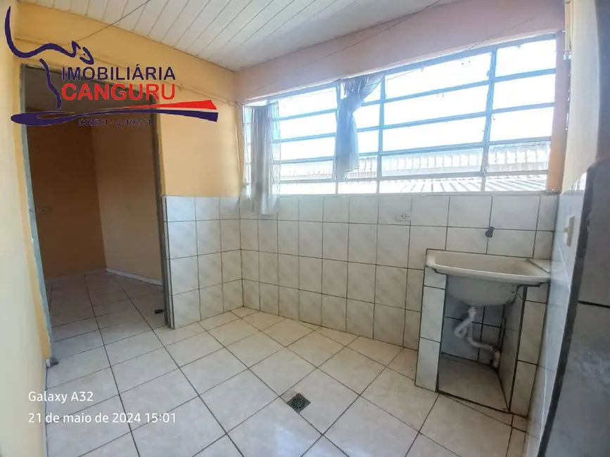 Foto 9 de Casa com 2 quartos para alugar em Piraju - SP