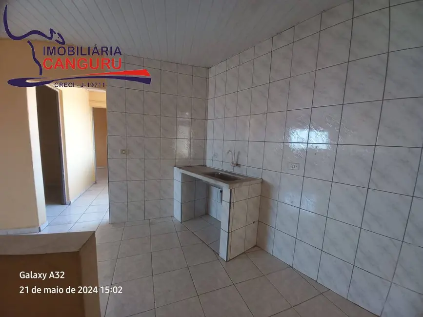Foto 4 de Casa com 2 quartos para alugar em Piraju - SP