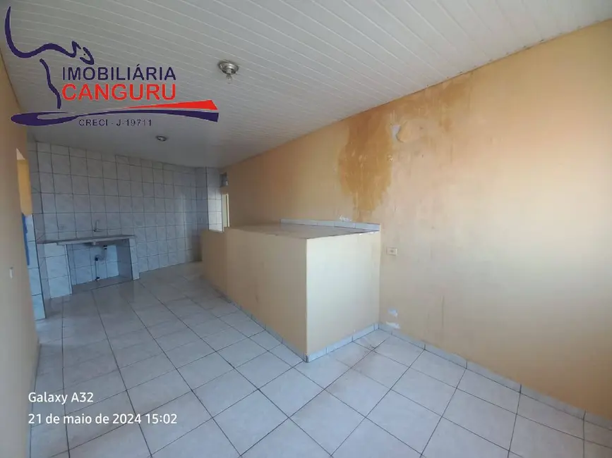 Foto 3 de Casa com 2 quartos para alugar em Piraju - SP