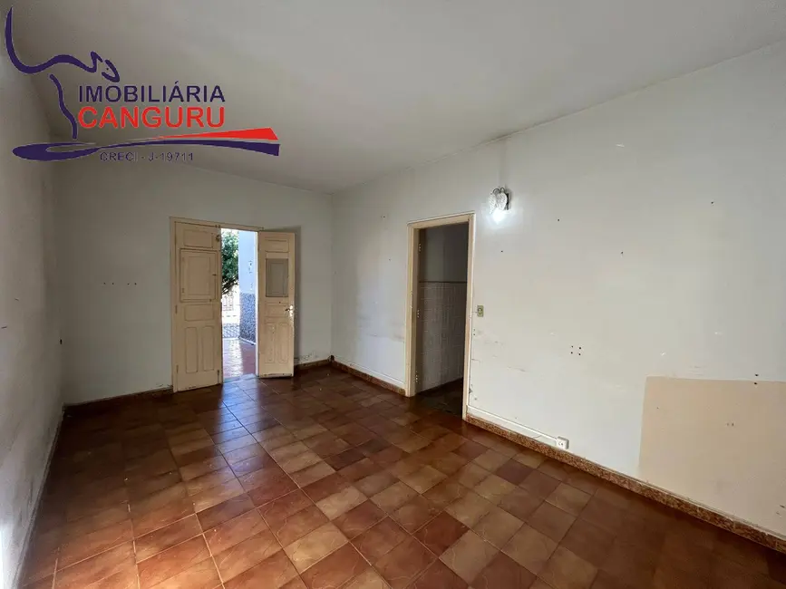 Foto 3 de Casa com 5 quartos à venda, 370m2 em Piraju - SP