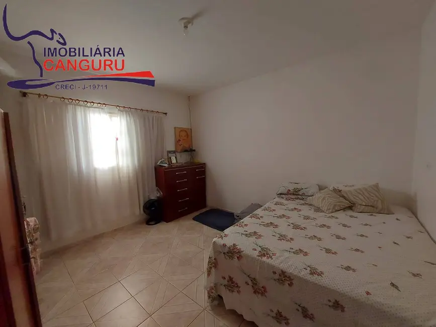 Foto 9 de Casa com 2 quartos à venda, 326m2 em Piraju - SP