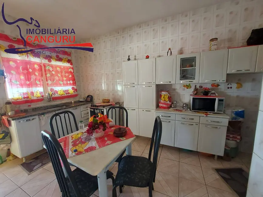 Foto 6 de Casa com 2 quartos à venda, 326m2 em Piraju - SP