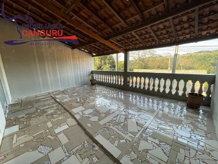 Foto 9 de Casa com 4 quartos à venda, 250m2 em Piraju - SP