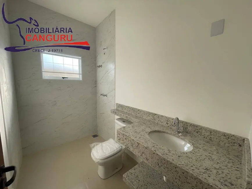 Foto 7 de Casa com 3 quartos à venda, 250m2 em Piraju - SP