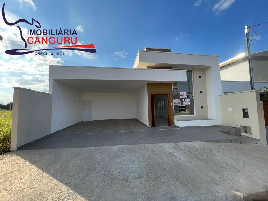Foto 1 de Casa com 3 quartos à venda, 250m2 em Piraju - SP