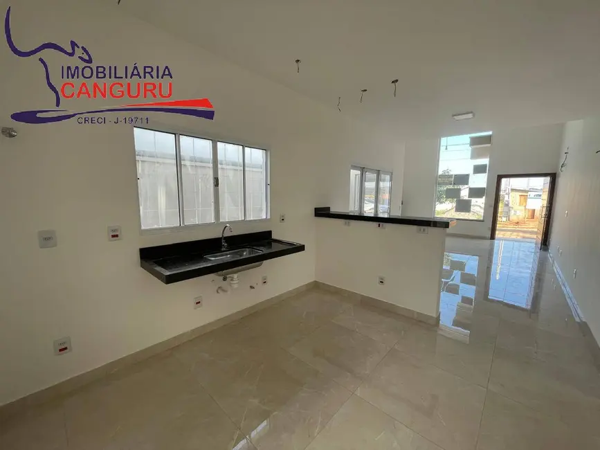 Foto 4 de Casa com 3 quartos à venda, 250m2 em Piraju - SP