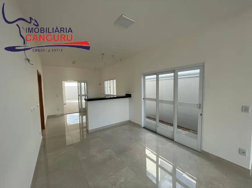 Foto 3 de Casa com 3 quartos à venda, 250m2 em Piraju - SP