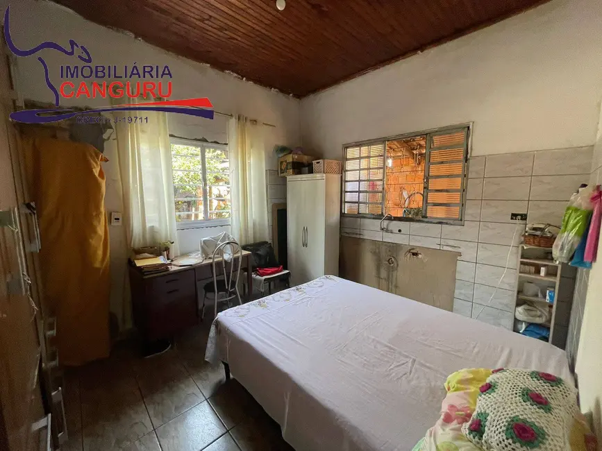 Foto 8 de Casa com 3 quartos à venda, 300m2 em Piraju - SP