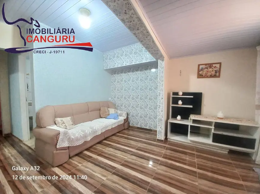 Foto 4 de Casa com 4 quartos à venda, 220m2 em Sarutaia - SP